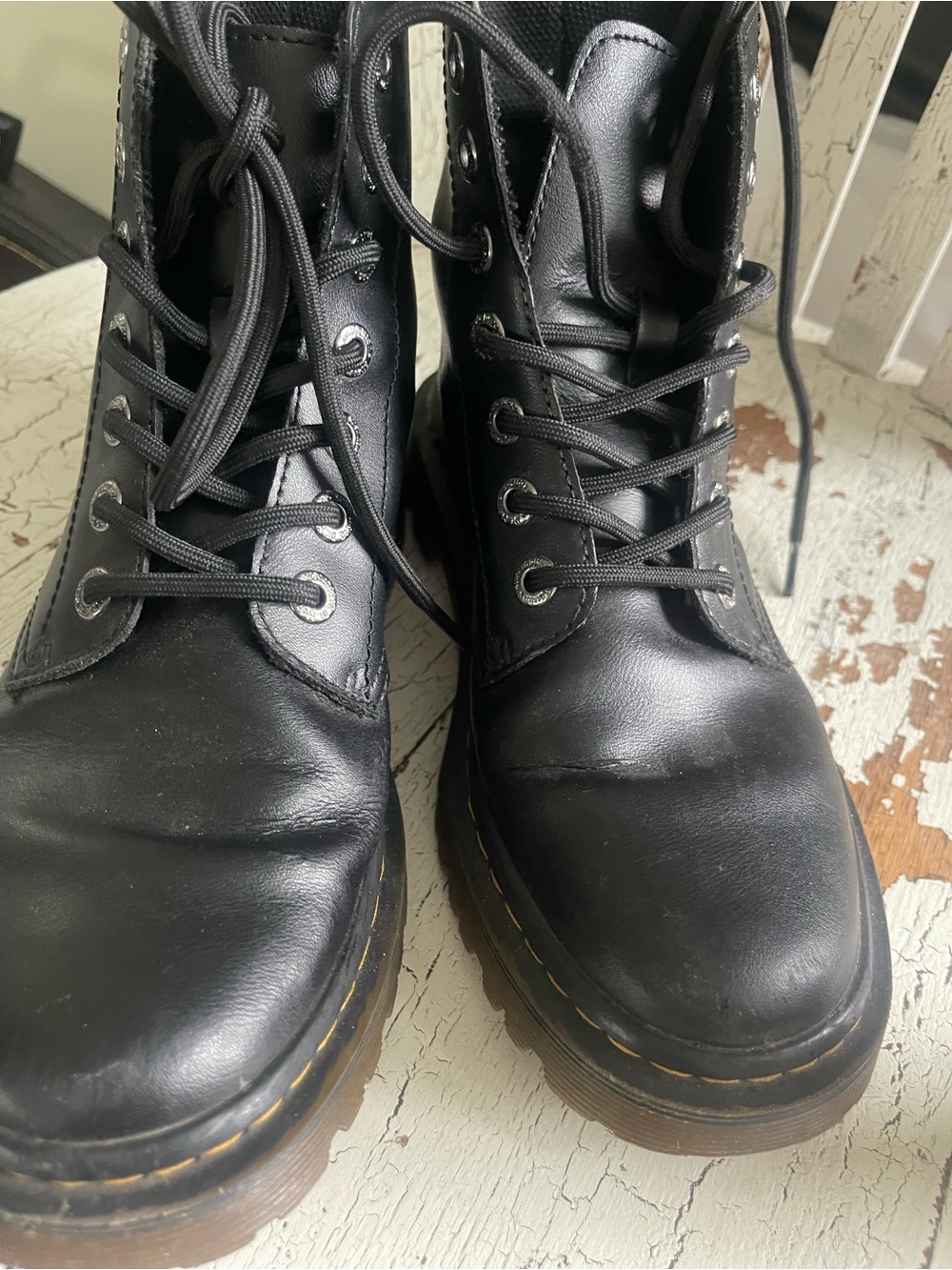 Dr. Martens Luana Black lace up boots. Size 7 - Picture 4 of 8